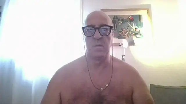 ANONIMO7735 Show in webcam