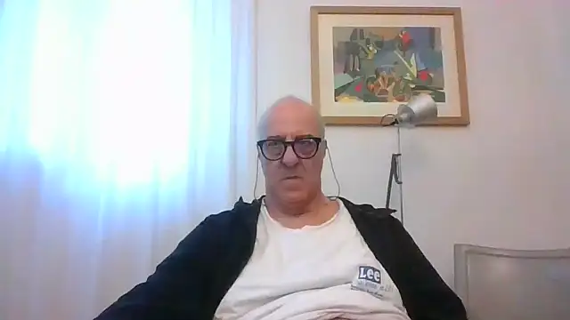 ANONIMO7735's Webcam Show