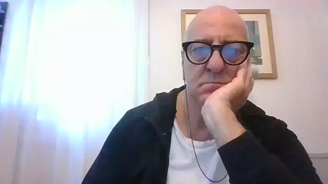 Show modela ANONIMO7735 na web-kameri