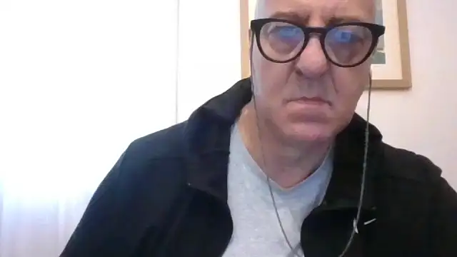 ANONIMO7735 Webcam Show