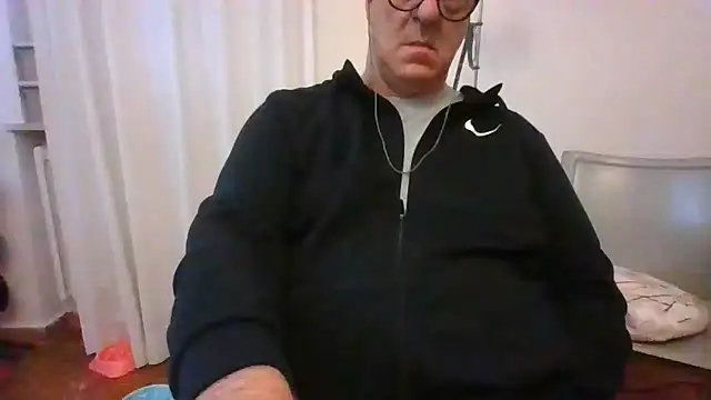 ANONIMO7735's Webcam Show