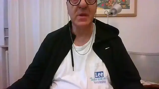 ANONIMO7735 Webcam Show