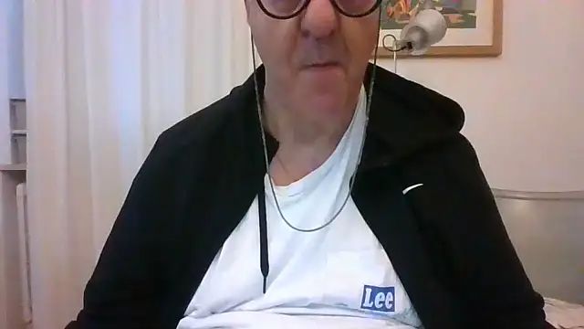 ANONIMO7735's Webcam Show