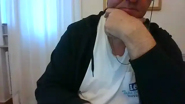 عرض كام ANONIMO7735
