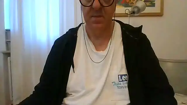 Show modela ANONIMO7735 na web-kameri