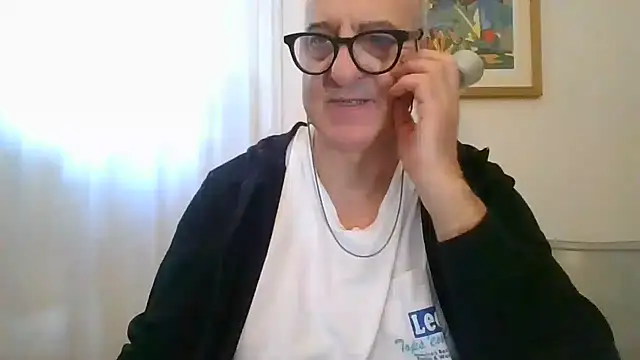 ANONIMO7735 Webcam Show