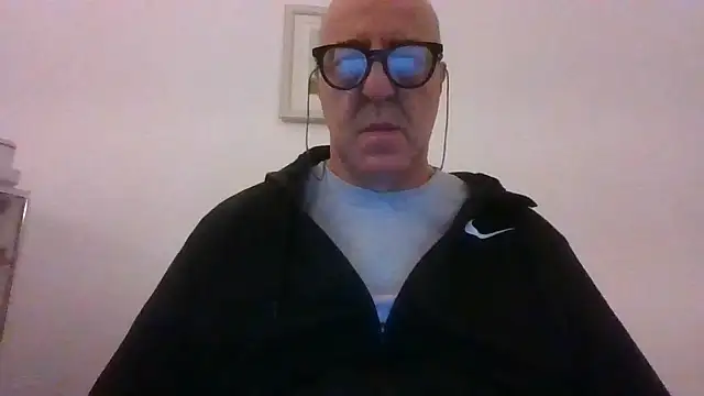 ANONIMO7735's Webcam Show