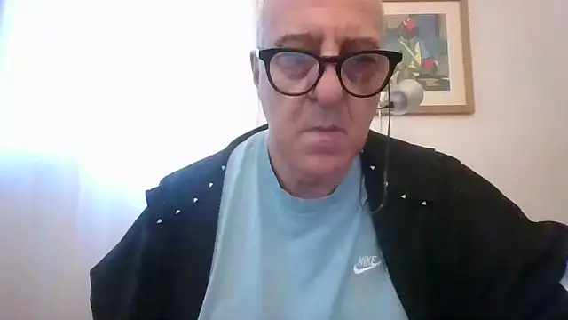 ANONIMO7735 Show Webcam