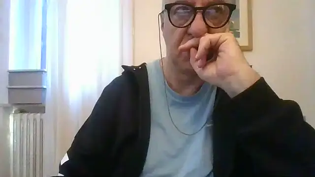 ANONIMO7735 Show Webcam