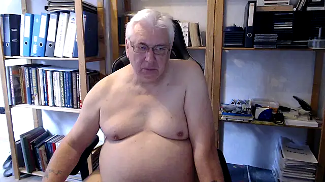 SchwanzhureXXL's Webcam Show