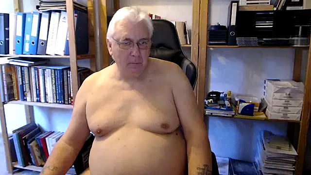 SchwanzhureXXL's Webcam Show