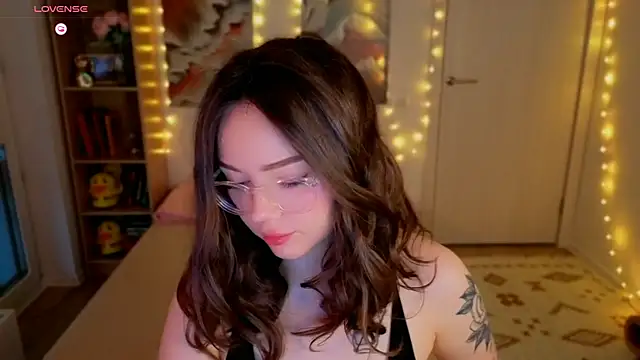 MilenaSaint লাইভ XXX চ্যাট