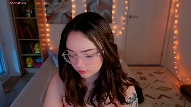 Chat +18 de MilenaSaint ao vivo