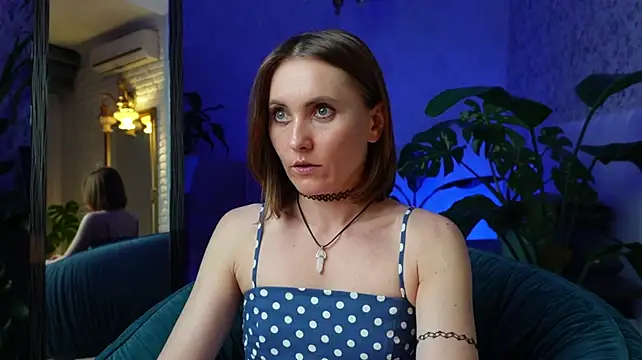 ClaraBendover's Webcam Show