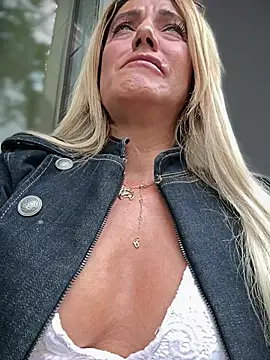 adya-aly Webcam-Show