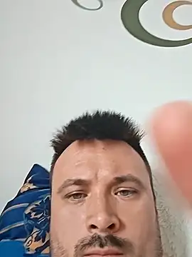 Show modela Luismiguel55 na web-kameri