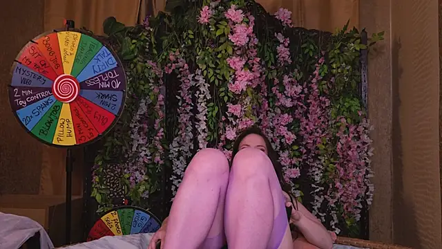 Cruel_Alice Adlı Modelin Web Kamerası Şovu