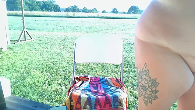 Oklahoma_Horny_Wife webkamerás műsora