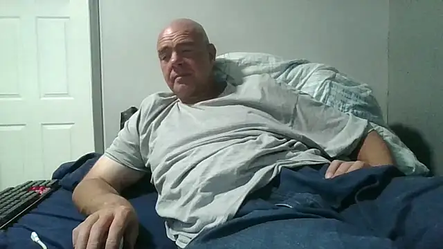 brian4300's Webcam Show