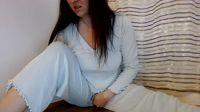 SofiaLenis Adlı Modelin Canlı XXX Sohbeti