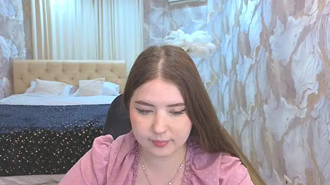 PixelGoddess Adlı Modelin Canlı XXX Sohbeti