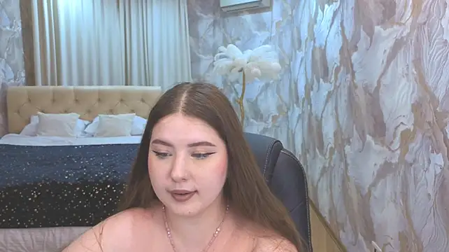 PixelGoddess' Webcam Show