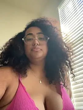 Chat XXX en directo de honeyb178