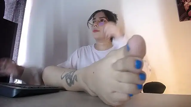Maite_walker_'s Live XXX Chat
