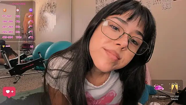 Evie-Luna Live XXX-Chat