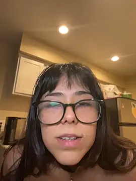 Evie-Luna লাইভ চ্যাট রুম