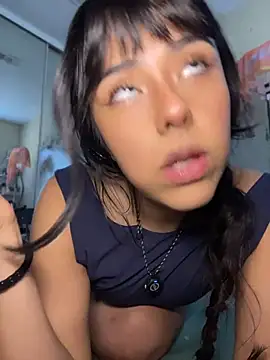 Evie-Luna's Webcam Show