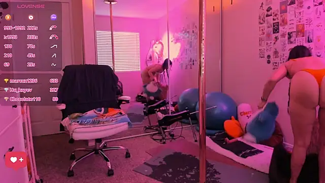 הופעת וובקאם של Evie-Luna