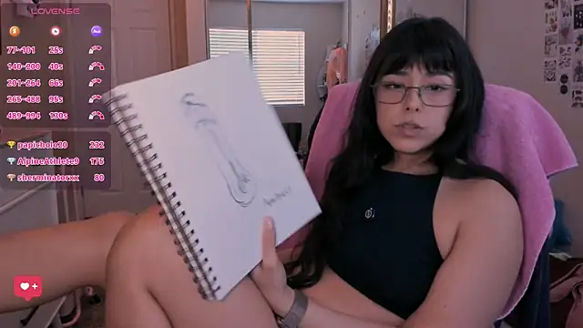 Evie-Luna Chat XXX in diretta