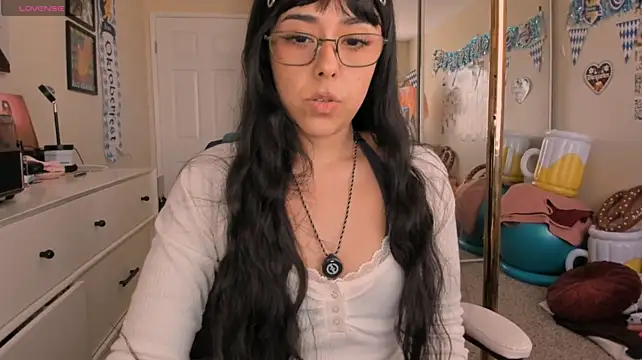 Evie-Luna Show in webcam