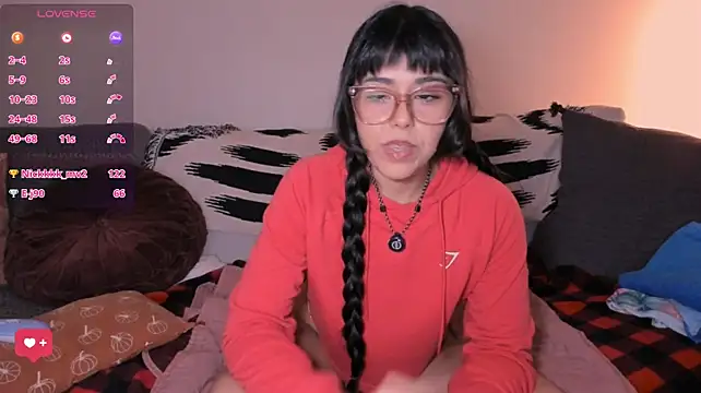 Evie-Luna's Webcam Show