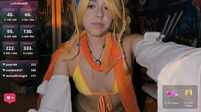 Evie-Luna Show in webcam