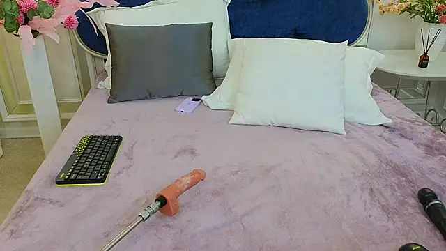 Ariana_Petite's Webcam Show