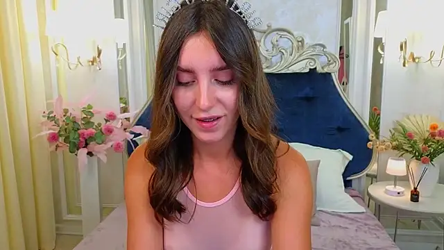 Ariana_Petite: онлайн-секс-чат