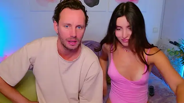 Ariana_Petite ওয়েবক্যাম শো