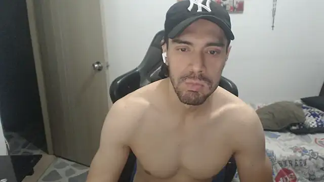 samuelgarcia_ Show Webcam