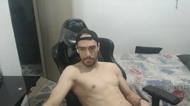 samuelgarcia_ Show in webcam