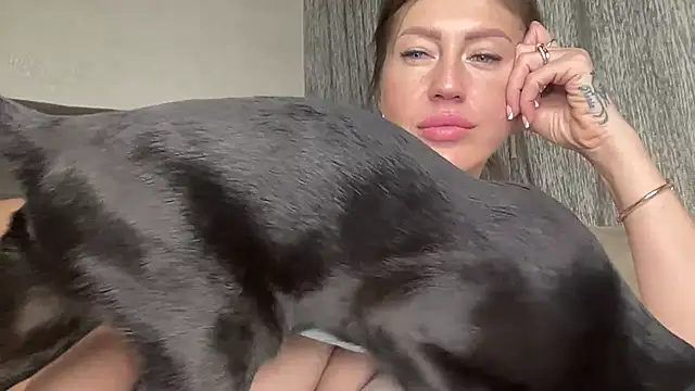 Avtosluts777's Live XXX Chat