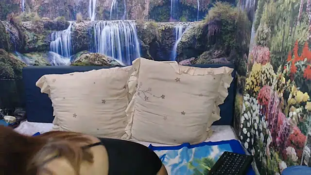 Chat soba uživo modela indianaqua