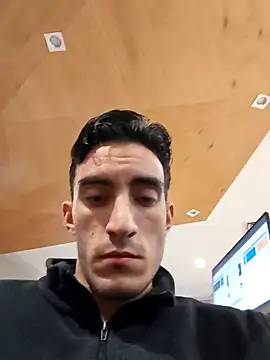 TommyMomentum Webcam show