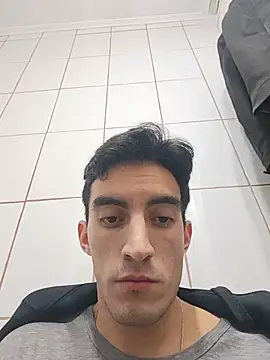 TommyMomentum Adlı Modelin Web Kamerası Şovu