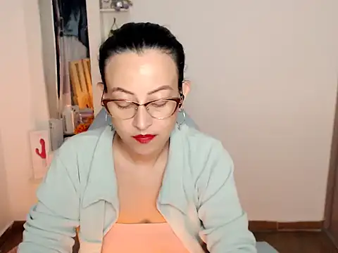 BOREAL_MOON's Live XXX Chat