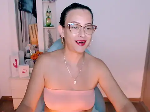 BOREAL_MOON's Live XXX Chat
