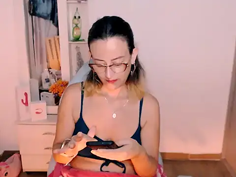 Chat +18 de BOREAL_MOON ao vivo