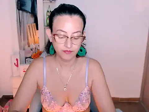 BOREAL_MOON's Live XXX Chat