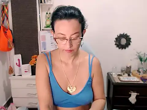 BOREAL_MOON Chat XXX in diretta